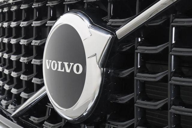 new 2026 Volvo XC40 car, priced at $45,110