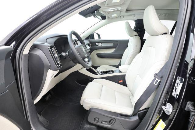 used 2025 Volvo XC40 car, priced at $32,990