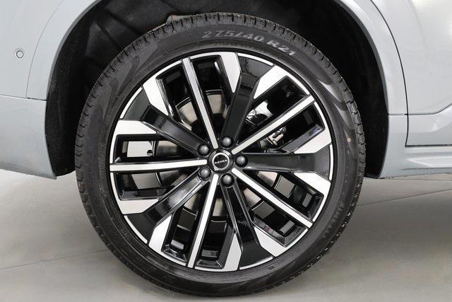 new 2026 Volvo XC90 car, priced at $68,825