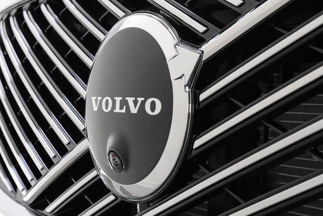 new 2026 Volvo XC90 car, priced at $66,825