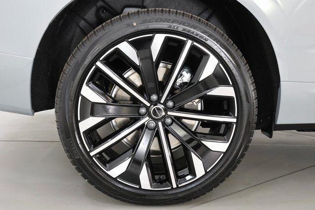 new 2026 Volvo XC60 Plug-In Hybrid car, priced at $72,735