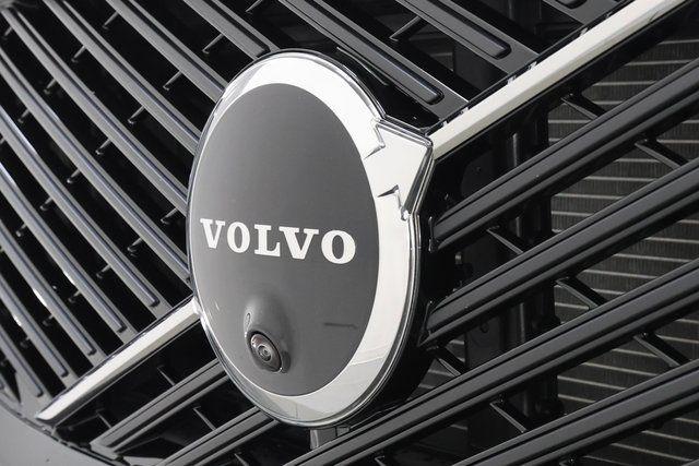 new 2026 Volvo XC60 Plug-In Hybrid car, priced at $72,735