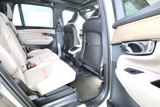 new 2026 Volvo XC90 car, priced at $69,905