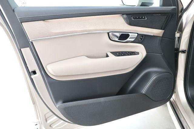 new 2026 Volvo XC90 car, priced at $69,905