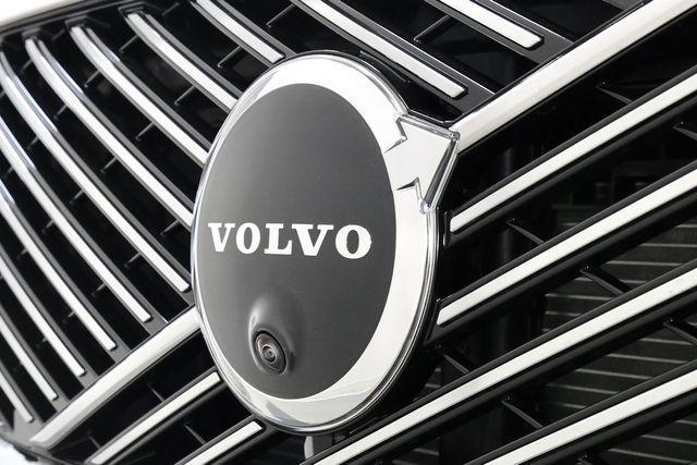 new 2026 Volvo XC90 car, priced at $69,905
