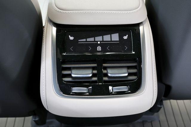 new 2026 Volvo XC90 car, priced at $69,905
