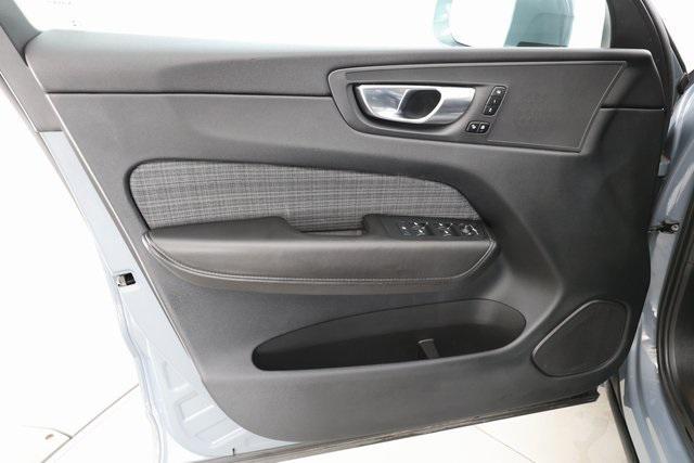 used 2023 Volvo XC60 car, priced at $29,990