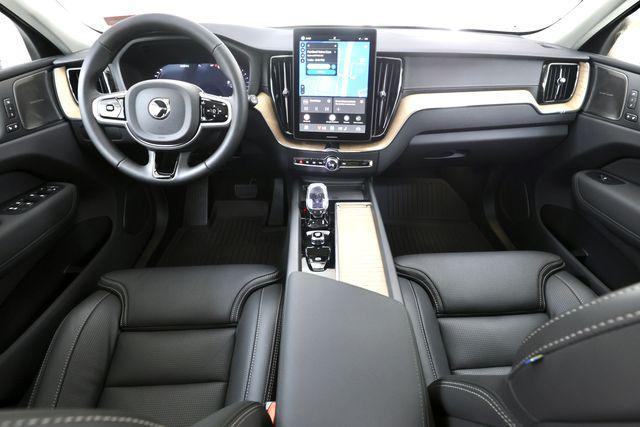 new 2026 Volvo XC60 car, priced at $61,870
