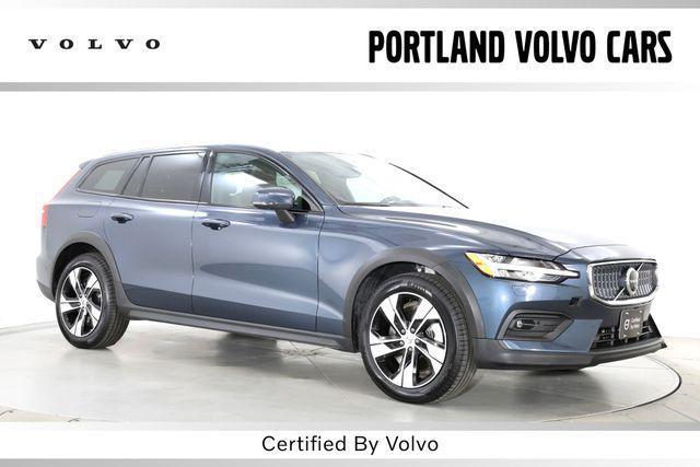 used 2025 Volvo V60 Cross Country car, priced at $38,990