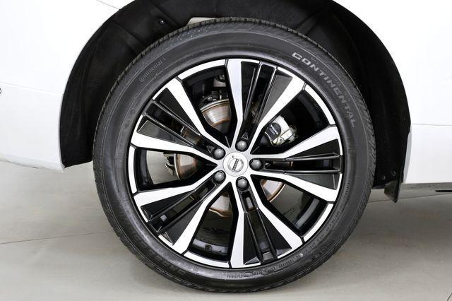 used 2025 Volvo XC60 car, priced at $40,689