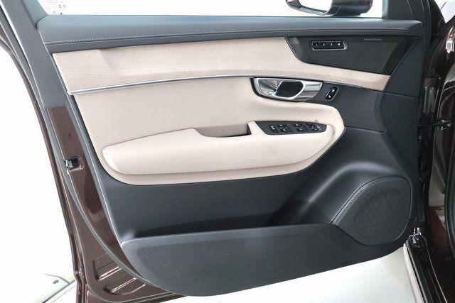 new 2026 Volvo XC90 car, priced at $72,625