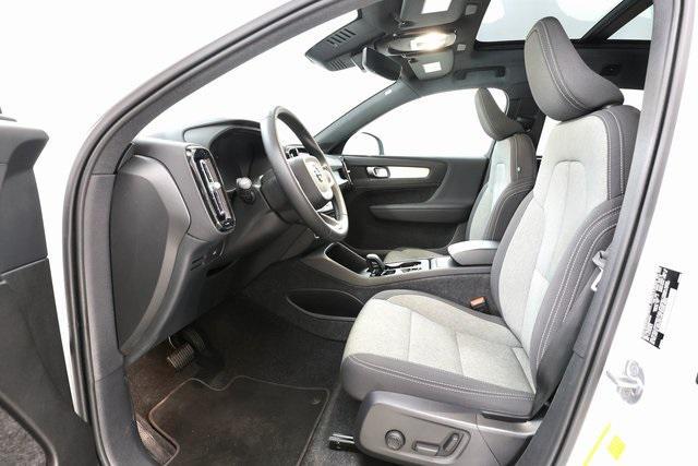 used 2025 Volvo XC40 car, priced at $28,890