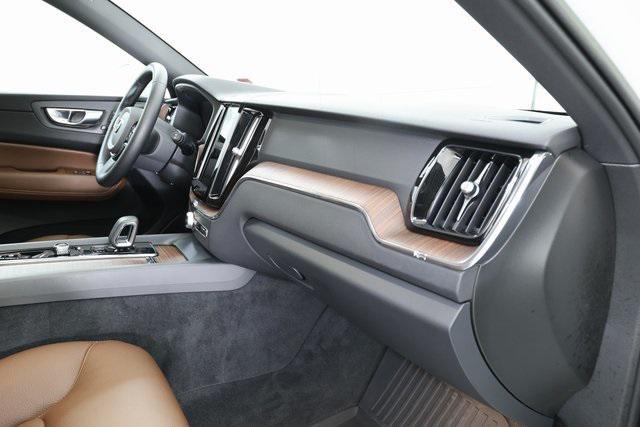 used 2023 Volvo XC60 Recharge Plug-In Hybrid car, priced at $40,990