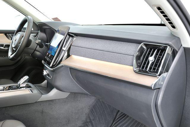 new 2026 Volvo XC90 car, priced at $70,830