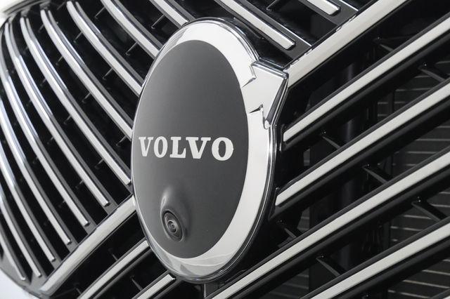 new 2026 Volvo XC90 Plug-In Hybrid car, priced at $87,905