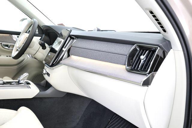 new 2026 Volvo XC90 Plug-In Hybrid car, priced at $87,905