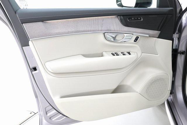 new 2026 Volvo XC90 Plug-In Hybrid car, priced at $84,130