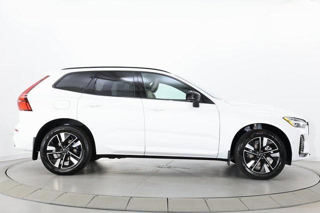 new 2026 Volvo XC60 car, priced at $56,035
