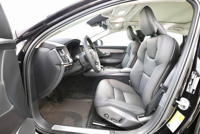 new 2025 Volvo S90 car, priced at $53,135