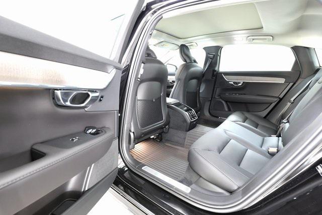 new 2025 Volvo S90 car, priced at $53,135