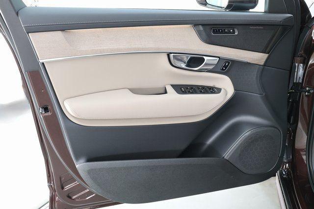 new 2026 Volvo XC90 car, priced at $70,200