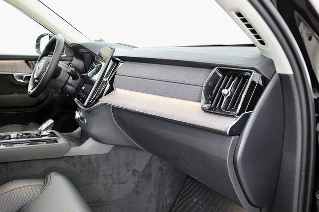 new 2026 Volvo XC90 car, priced at $71,655