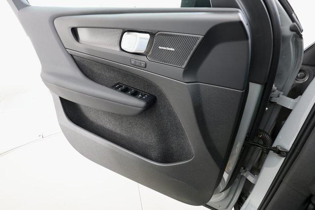 new 2026 Volvo XC40 car, priced at $51,570