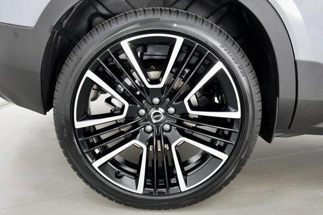 new 2026 Volvo XC40 car, priced at $51,570