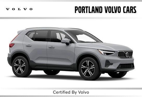 used 2025 Volvo XC40 car, priced at $35,990