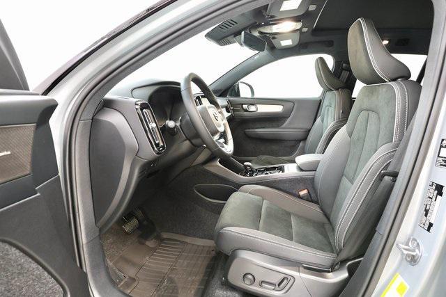 new 2026 Volvo XC40 car, priced at $55,070