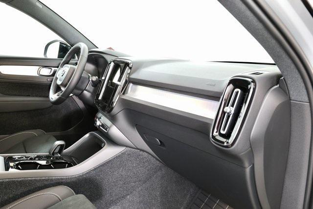 new 2026 Volvo XC40 car, priced at $55,070