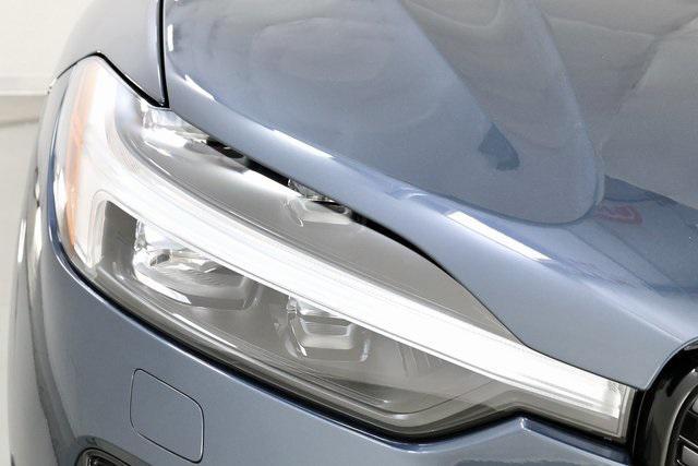 new 2026 Volvo XC60 car, priced at $56,360