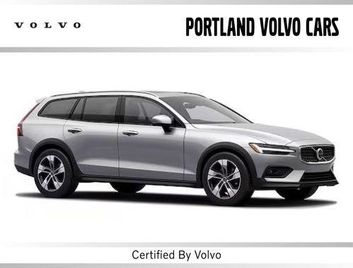 used 2025 Volvo V60 Cross Country car, priced at $39,990