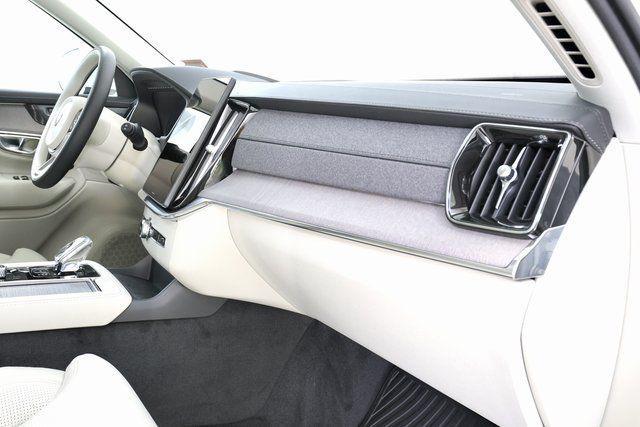 new 2026 Volvo XC90 car, priced at $73,270