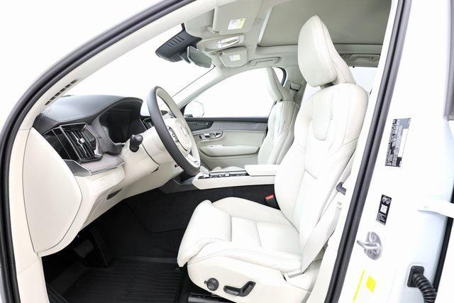 new 2026 Volvo XC90 car, priced at $71,770
