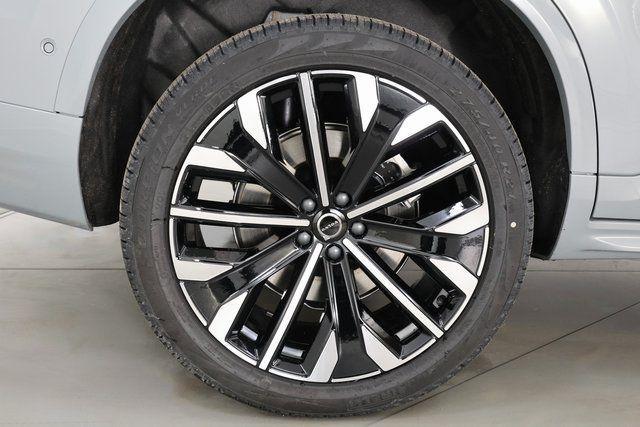 new 2026 Volvo XC90 car, priced at $76,855