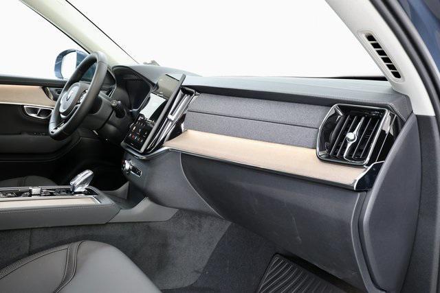 new 2026 Volvo XC90 car, priced at $66,030