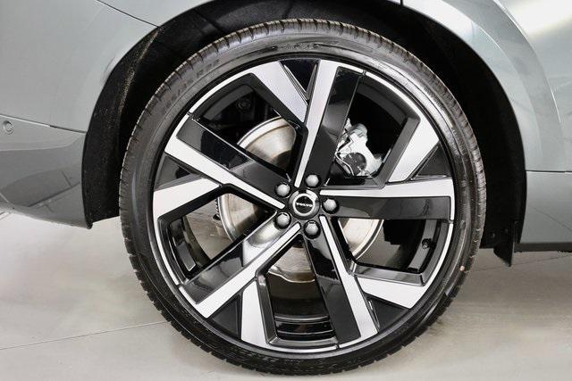 new 2026 Volvo XC60 car, priced at $64,440