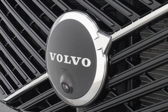 new 2026 Volvo XC60 car, priced at $64,440
