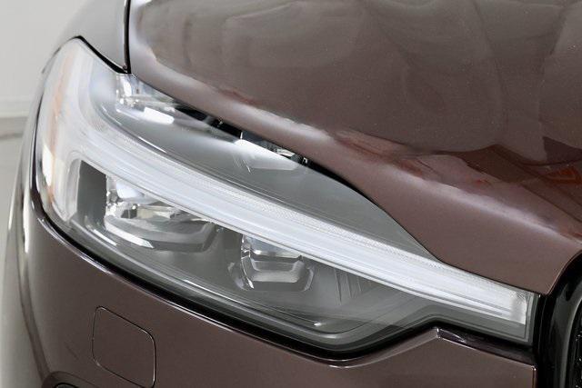 new 2026 Volvo XC60 car, priced at $55,990