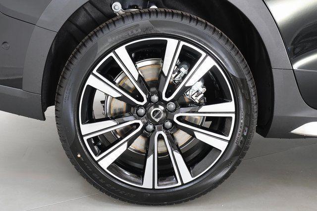 new 2026 Volvo V60 Cross Country car, priced at $61,145