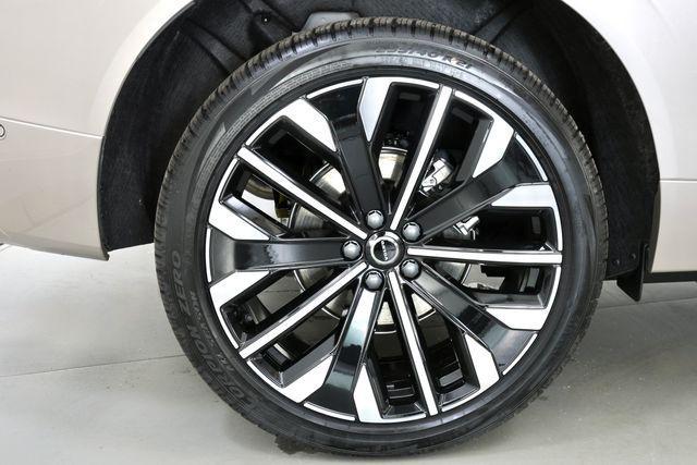 new 2027 Volvo XC60 car, priced at $67,774