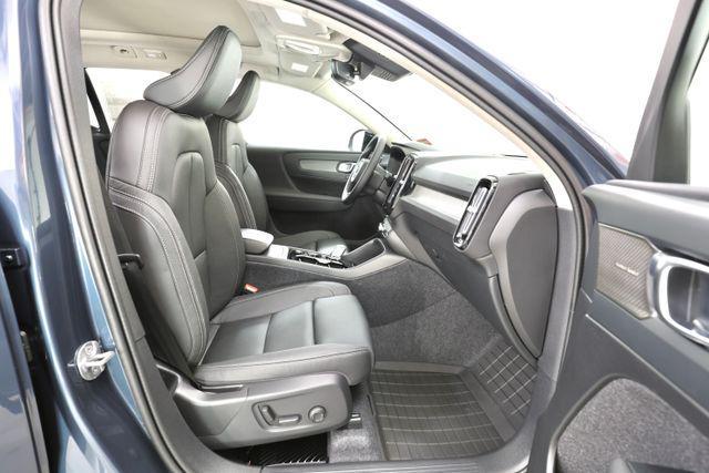 new 2026 Volvo XC40 car, priced at $51,059