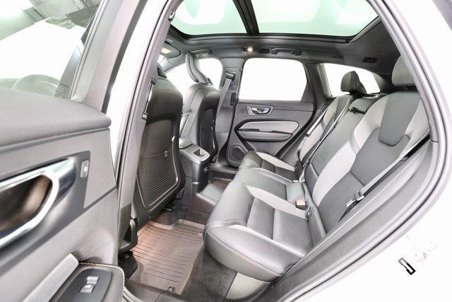 used 2022 Volvo XC60 Recharge Plug-In Hybrid car, priced at $35,690