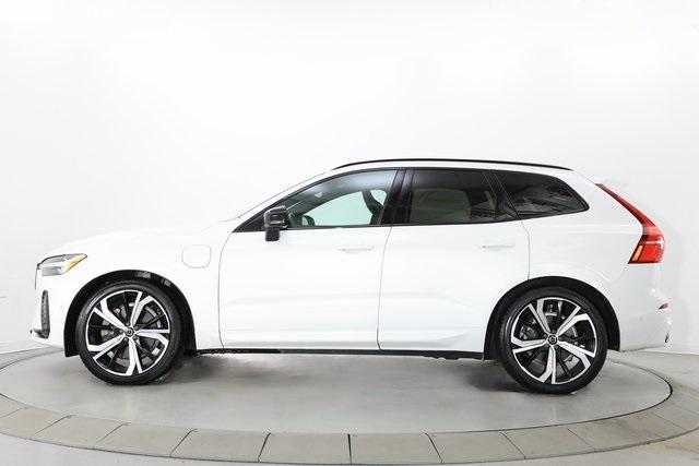 used 2022 Volvo XC60 Recharge Plug-In Hybrid car, priced at $35,690
