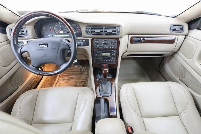 used 2004 Volvo C70 car, priced at $14,990