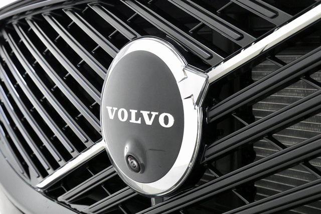 new 2026 Volvo XC60 car, priced at $57,035