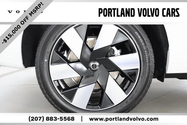 new 2025 Volvo XC60 Plug-In Hybrid car, priced at $53,035