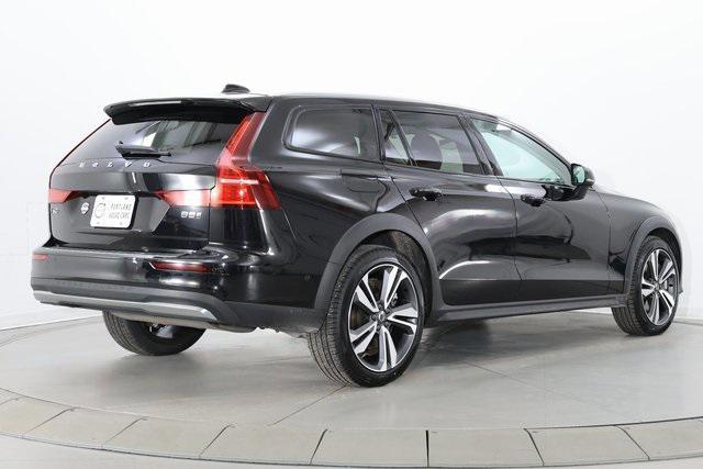 used 2024 Volvo V60 Cross Country car, priced at $35,890