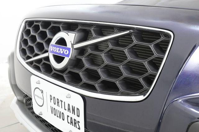 used 2016 Volvo XC70 car, priced at $29,990